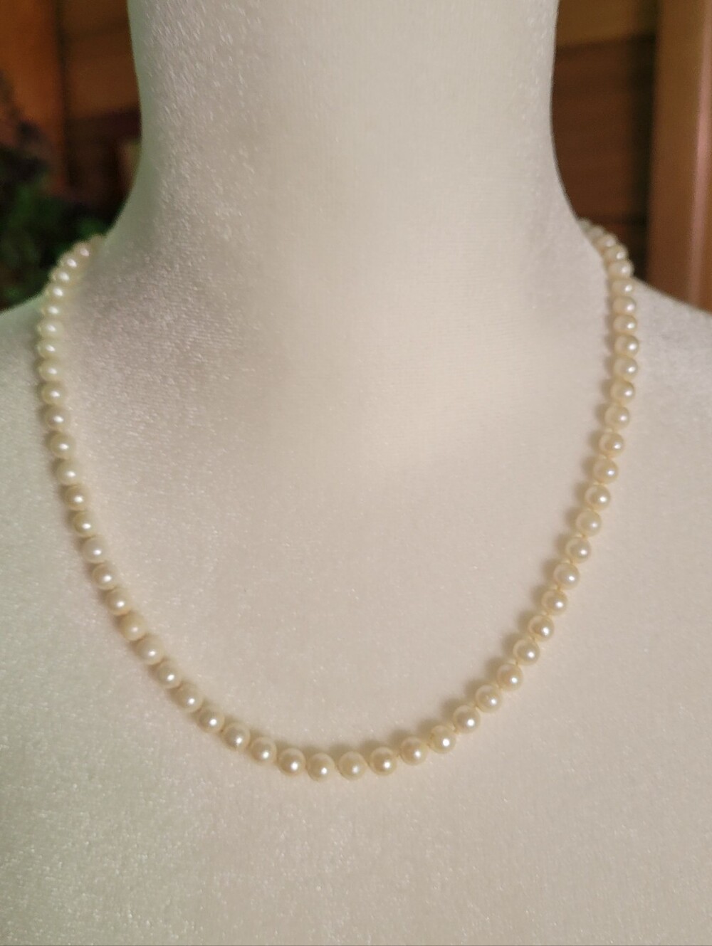 19" "Matinee" Classic White Pearl Necklace With 14k Gold Clasp. 5mm Pearls